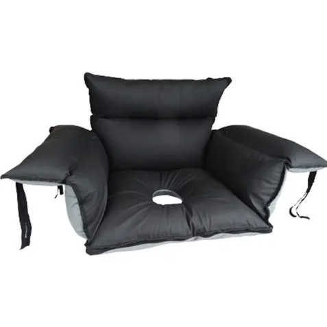 Cubresilla de Ruedas  Acolchado SANILUXE con Agujero 2