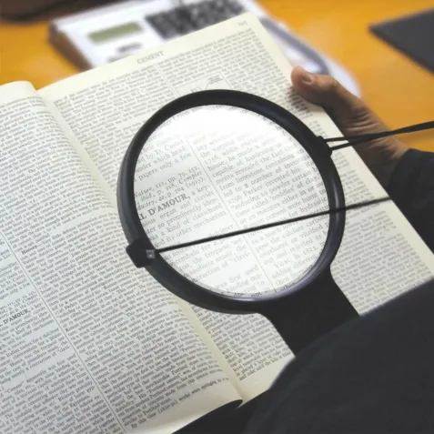 Lupa para el cuello MANOS LIBRES