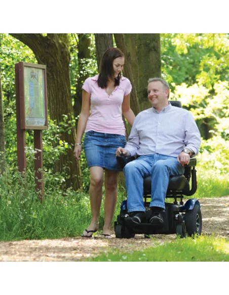 Silla de Ruedas Eléctrica R320 o R320XL con Tracción Central