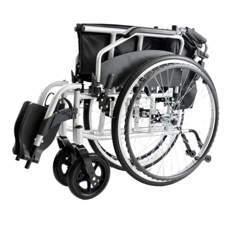 Silla de Ruedas MOUVLIGHT con Frenos de Acompañante 2