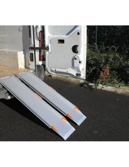 Rampas Telescópicas de Aluminio ERGO de 121 cm y carril 25.5 cm · Opcional 182 y 244 cm