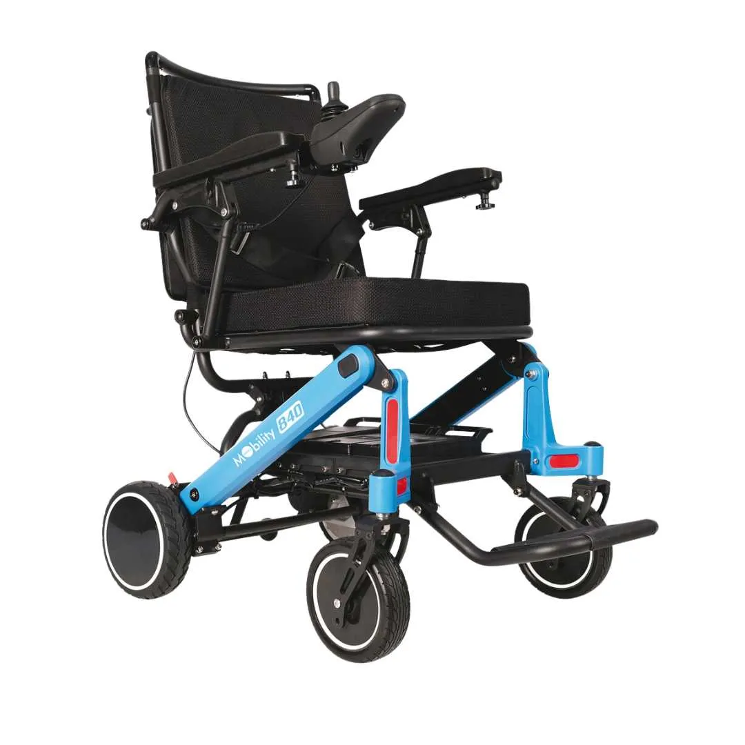 Silla de Ruedas Eléctrica Plegable MOBILITY 840