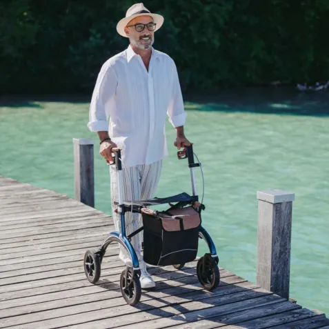 Andador Rollator CARBONO SALJOL 2