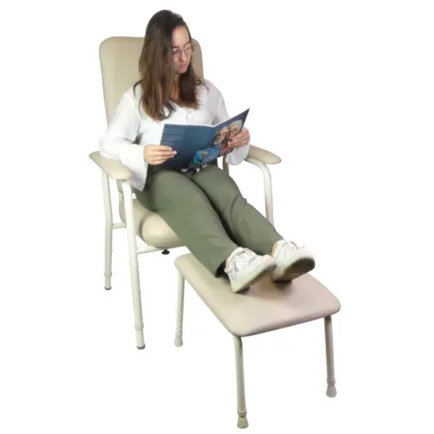Sillón CONFORT Regulable en Altura · Reposapiernas Opcional 2