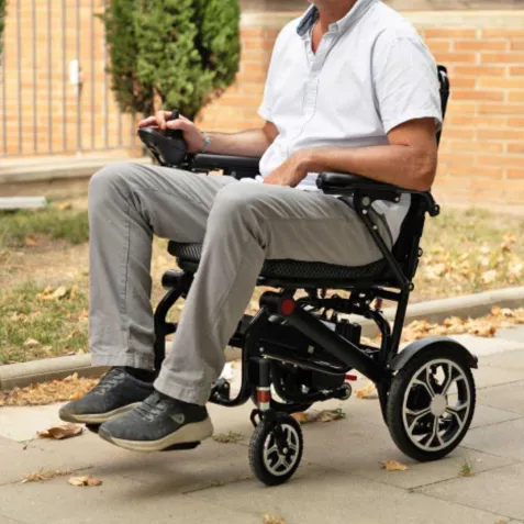 Silla eléctrica plegable super ligera R650 2