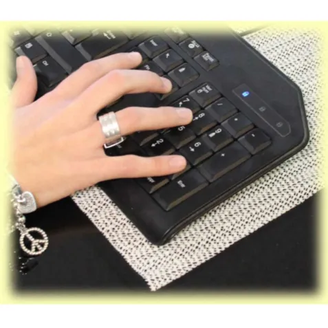 Lamina Antideslizante Recortable de 30 x 150 cm 2