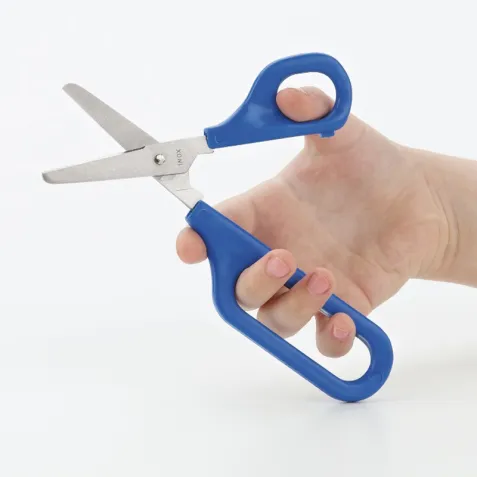 Tijera roma con ojo grande y ojo pequeño para diestros 45... 2