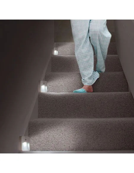 Luces Nocturnas Interconectadas